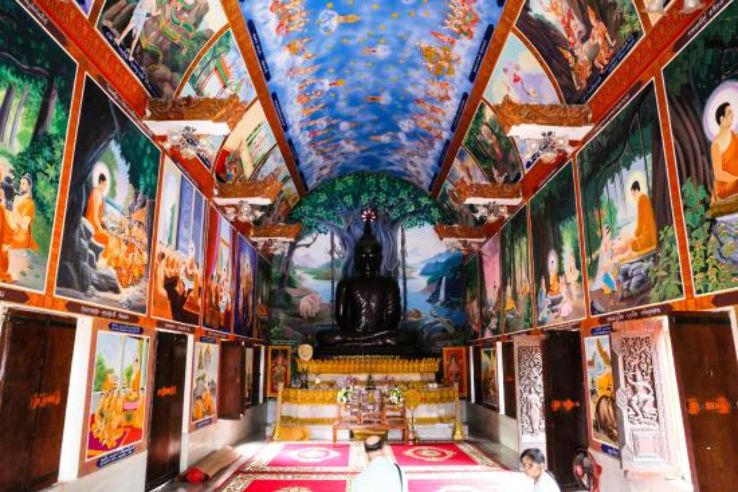 Wat Ban Na Muang Trip Packages